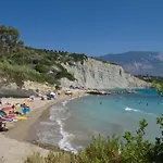 Dimitra Villa *