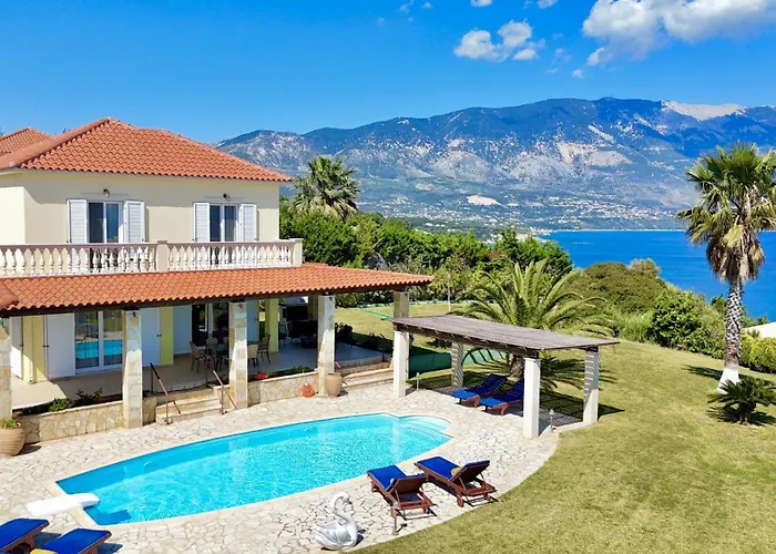 Dimitra Villa